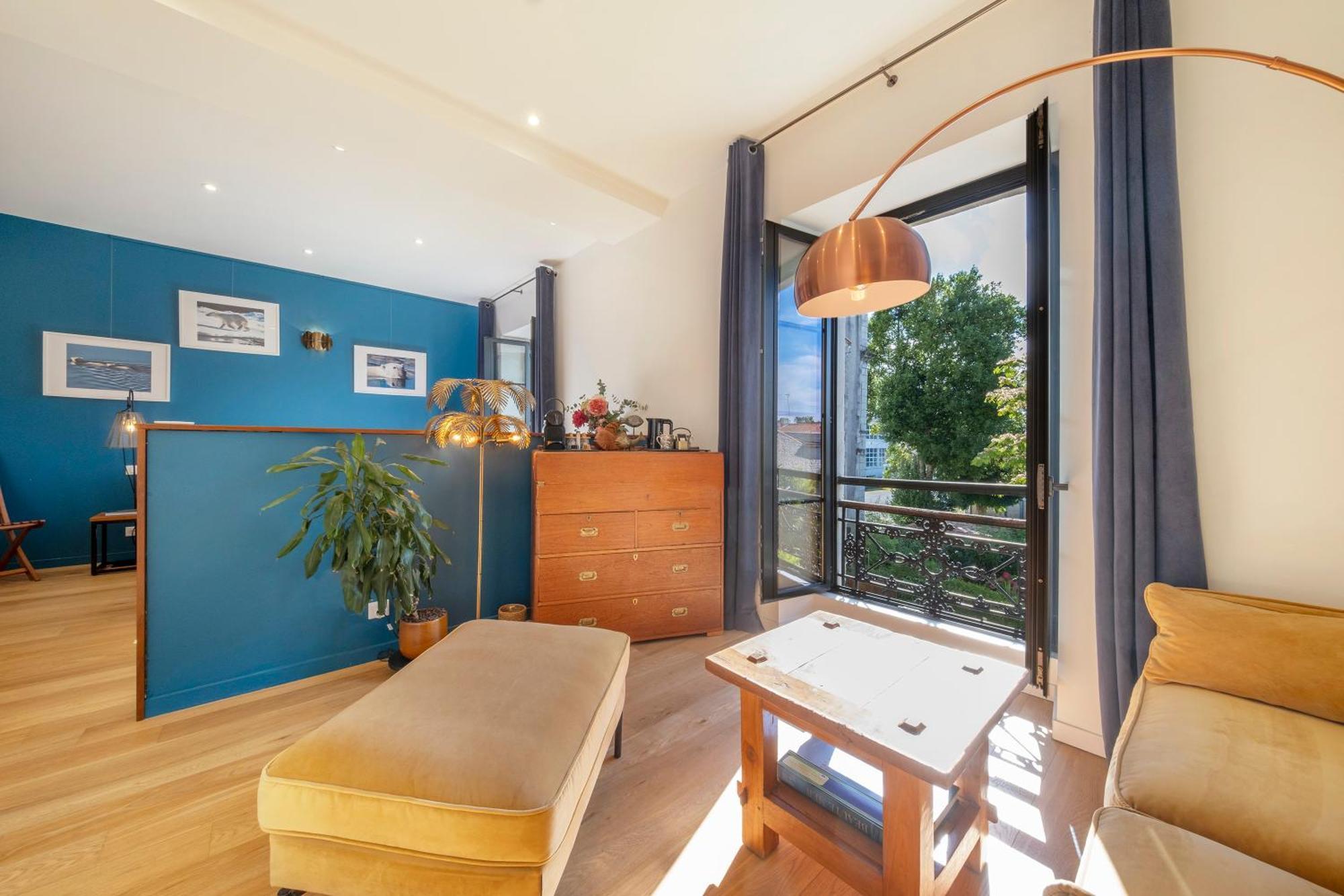 Escale Rochelaise, Gite Urbain Avec Spa Bain Nordique Et Sauna Tonneau La Rochelle  Exterior foto